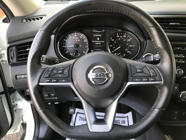 Used Nissan Rogue SV 2017 | Hillside Auto Outlet. Jamaica, New York Used Nissan Rogue SV 2017 | Hillside Auto Outlet. Jamaica, New York