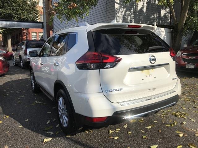 Used Nissan Rogue SV 2017 | Hillside Auto Outlet. Jamaica, New York Used Nissan Rogue SV 2017 | Hillside Auto Outlet. Jamaica, New York