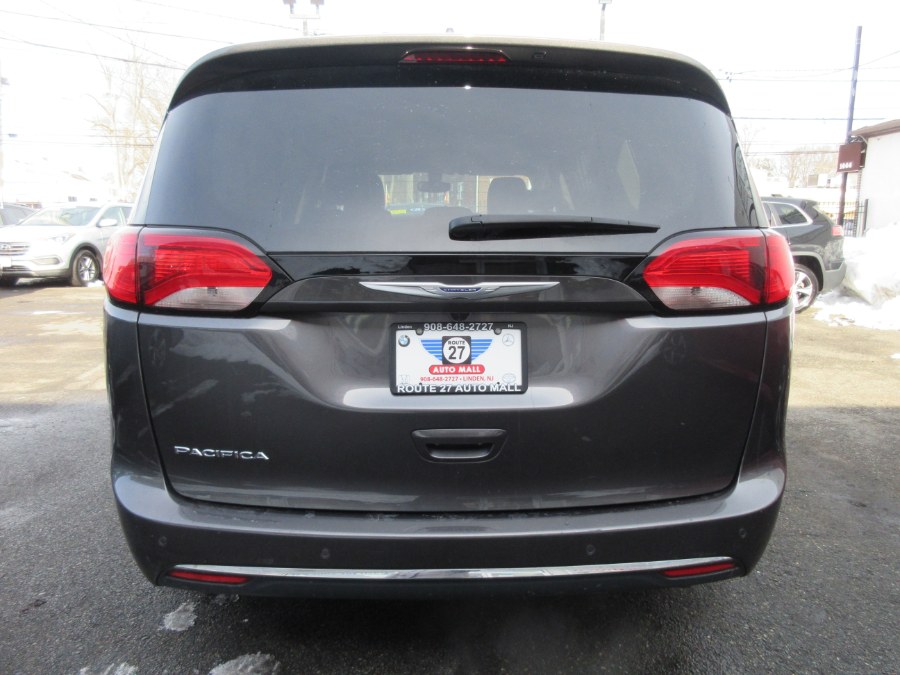 Used Chrysler Pacifica Touring L FWD 2019 | Route 27 Auto Mall. Linden, New Jersey Used Chrysler Pacifica Touring L FWD 2019 | Route 27 Auto Mall. Linden, New Jersey