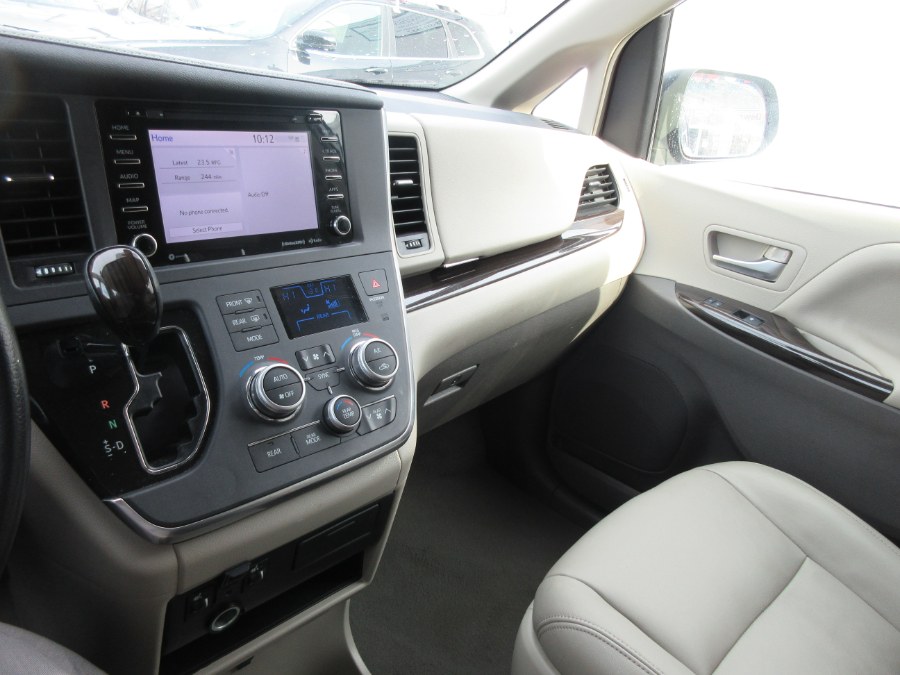 2019 Toyota Sienna XLE FWD 8-Passenger (Natl), available for sale in Linden, New Jersey | Route 27 Auto Mall. Linden, New Jersey 2019 Toyota Sienna XLE FWD 8-Passenger (Natl), available for sale in Linden, New Jersey | Route 27 Auto Mall. Linden, New Jersey