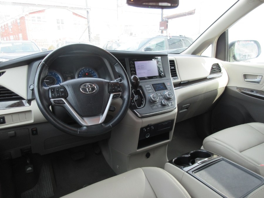 2019 Toyota Sienna XLE FWD 8-Passenger (Natl), available for sale in Linden, New Jersey | Route 27 Auto Mall. Linden, New Jersey 2019 Toyota Sienna XLE FWD 8-Passenger (Natl), available for sale in Linden, New Jersey | Route 27 Auto Mall. Linden, New Jersey
