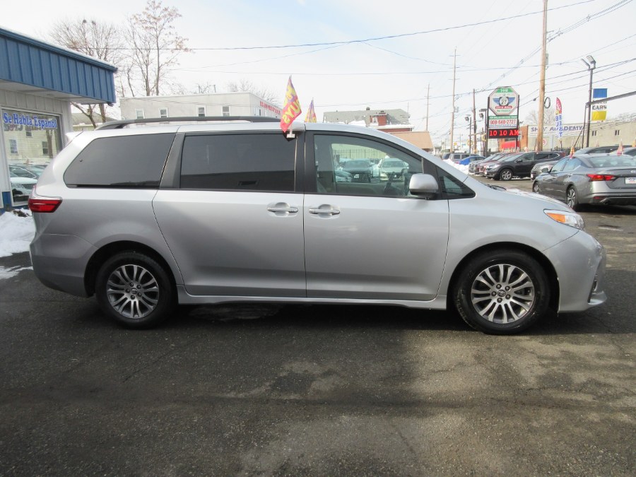 2019 Toyota Sienna XLE FWD 8-Passenger (Natl), available for sale in Linden, New Jersey | Route 27 Auto Mall. Linden, New Jersey 2019 Toyota Sienna XLE FWD 8-Passenger (Natl), available for sale in Linden, New Jersey | Route 27 Auto Mall. Linden, New Jersey