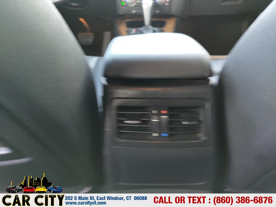 Used BMW 3 Series 4dr Sdn 328i xDrive AWD SULEV 2009 | Car City LLC. East Windsor, Connecticut Used BMW 3 Series 4dr Sdn 328i xDrive AWD SULEV 2009 | Car City LLC. East Windsor, Connecticut