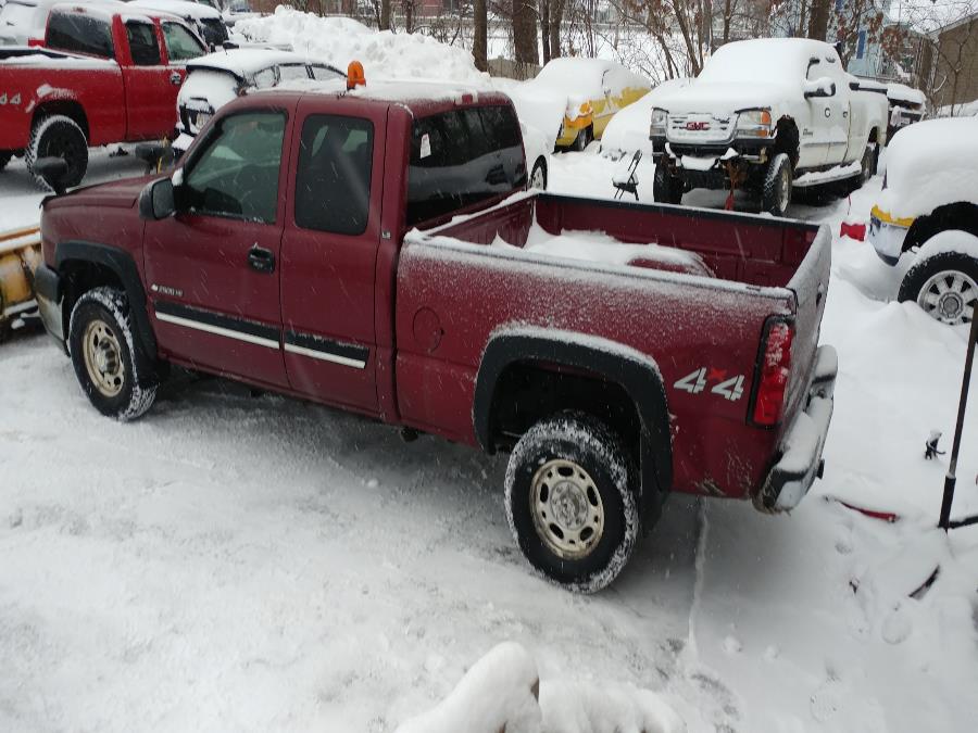 2004 Chevrolet Silverado 2500HD Ext Cab 157.5" WB 4WD LS, available for sale in Chicopee, Massachusetts | Matts Auto Mall LLC. Chicopee, Massachusetts 2004 Chevrolet Silverado 2500HD Ext Cab 157.5" WB 4WD LS, available for sale in Chicopee, Massachusetts | Matts Auto Mall LLC. Chicopee, Massachusetts