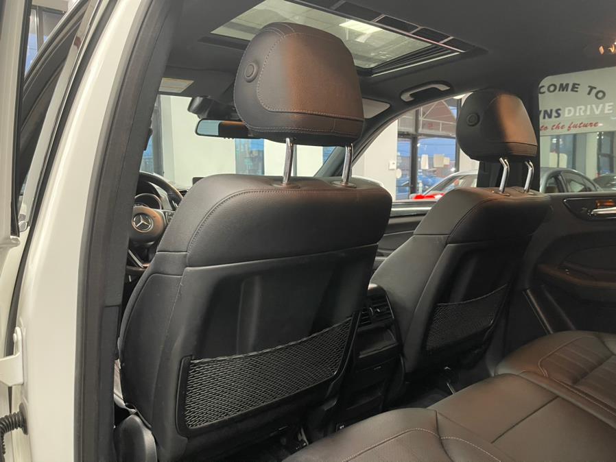 2017 Mercedes-Benz GLE GLE 350 4MATIC SUV, available for sale in Inwood, New York | 5 Towns Drive. Inwood, New York 2017 Mercedes-Benz GLE GLE 350 4MATIC SUV, available for sale in Inwood, New York | 5 Towns Drive. Inwood, New York