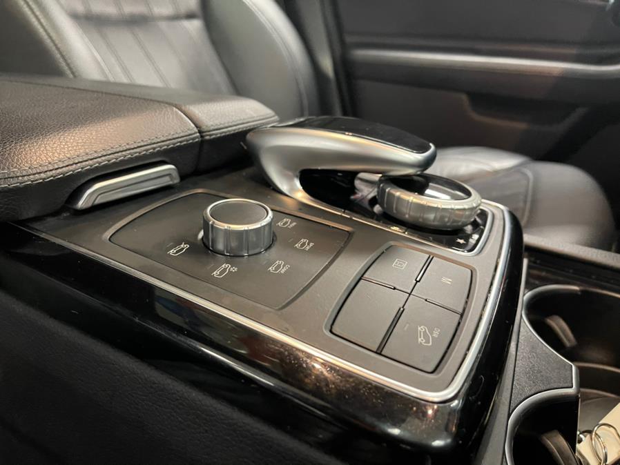 2017 Mercedes-Benz GLE GLE 350 4MATIC SUV, available for sale in Inwood, New York | 5 Towns Drive. Inwood, New York 2017 Mercedes-Benz GLE GLE 350 4MATIC SUV, available for sale in Inwood, New York | 5 Towns Drive. Inwood, New York