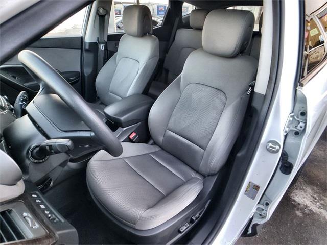 Used Hyundai Santa Fe Sport 2.4 Base 2017 | Prestige Auto Cars LLC. New Britain, Connecticut Used Hyundai Santa Fe Sport 2.4 Base 2017 | Prestige Auto Cars LLC. New Britain, Connecticut