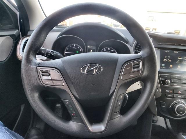 Used Hyundai Santa Fe Sport 2.4 Base 2017 | Prestige Auto Cars LLC. New Britain, Connecticut Used Hyundai Santa Fe Sport 2.4 Base 2017 | Prestige Auto Cars LLC. New Britain, Connecticut