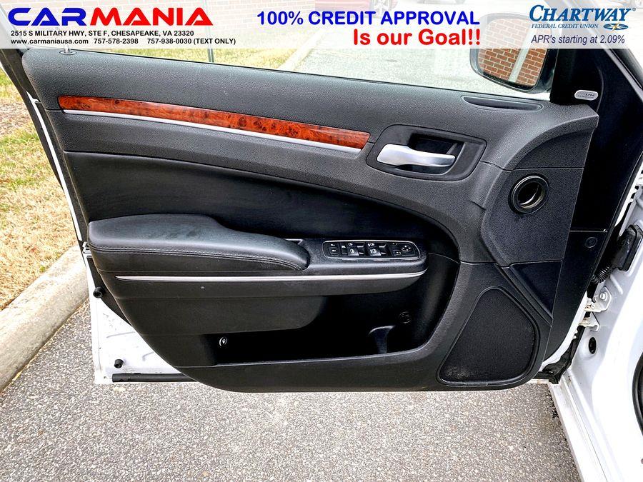 Used Chrysler 300 4dr Sdn V6 Limited RWD 2012 | CARMANIA USA. Chesapeake, Virginia Used Chrysler 300 4dr Sdn V6 Limited RWD 2012 | CARMANIA USA. Chesapeake, Virginia