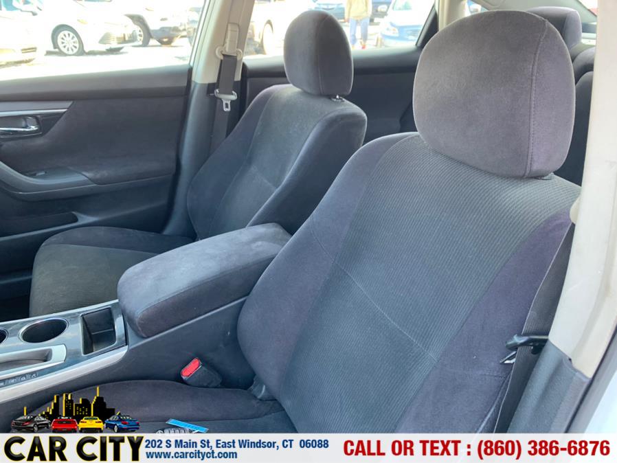 2013 Nissan Altima 4dr Sdn I4 2.5 S, available for sale in East Windsor, Connecticut | Car City LLC. East Windsor, Connecticut 2013 Nissan Altima 4dr Sdn I4 2.5 S, available for sale in East Windsor, Connecticut | Car City LLC. East Windsor, Connecticut