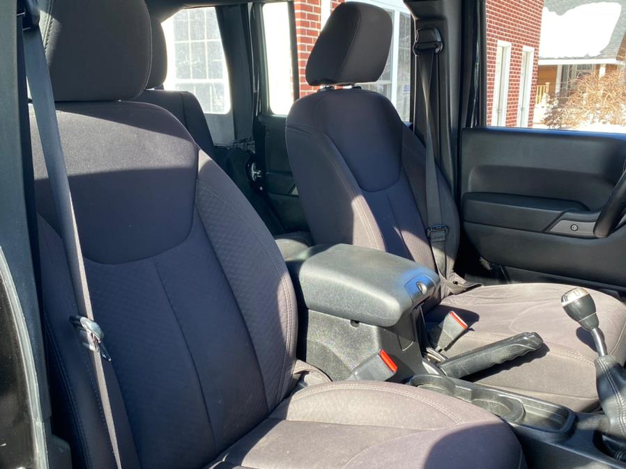 Used Jeep Wrangler Unlimited 4WD 4dr Sport 2014 | Lava Motors 2 Inc. Canton, Connecticut Used Jeep Wrangler Unlimited 4WD 4dr Sport 2014 | Lava Motors 2 Inc. Canton, Connecticut