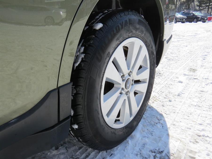 Used Subaru Outback 2.5i Premium AWD 4dr Wagon 2016 | Lake City Exports Inc. Auburn, Maine Used Subaru Outback 2.5i Premium AWD 4dr Wagon 2016 | Lake City Exports Inc. Auburn, Maine