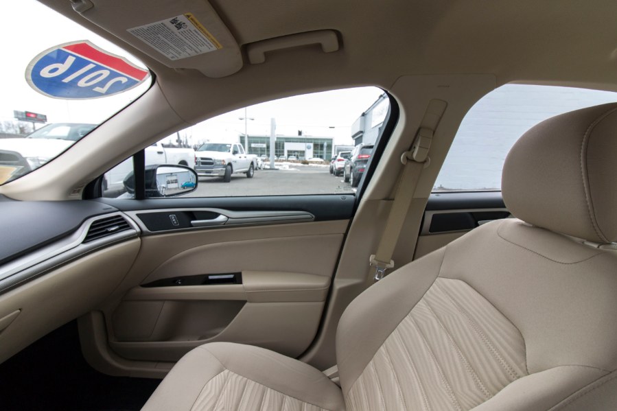 Used Ford Fusion 4dr Sdn SE FWD 2016 | Inman Motors Sales. Medford, Massachusetts Used Ford Fusion 4dr Sdn SE FWD 2016 | Inman Motors Sales. Medford, Massachusetts