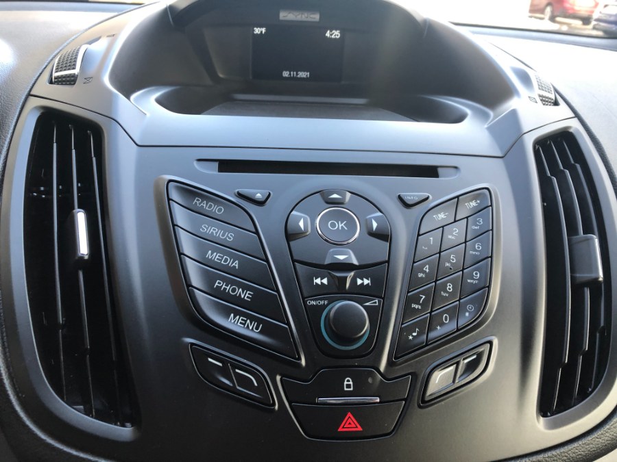2016 Ford Escape 4WD 4dr SE, available for sale in Bristol, Connecticut | Bristol Auto Center LLC. Bristol, Connecticut 2016 Ford Escape 4WD 4dr SE, available for sale in Bristol, Connecticut | Bristol Auto Center LLC. Bristol, Connecticut