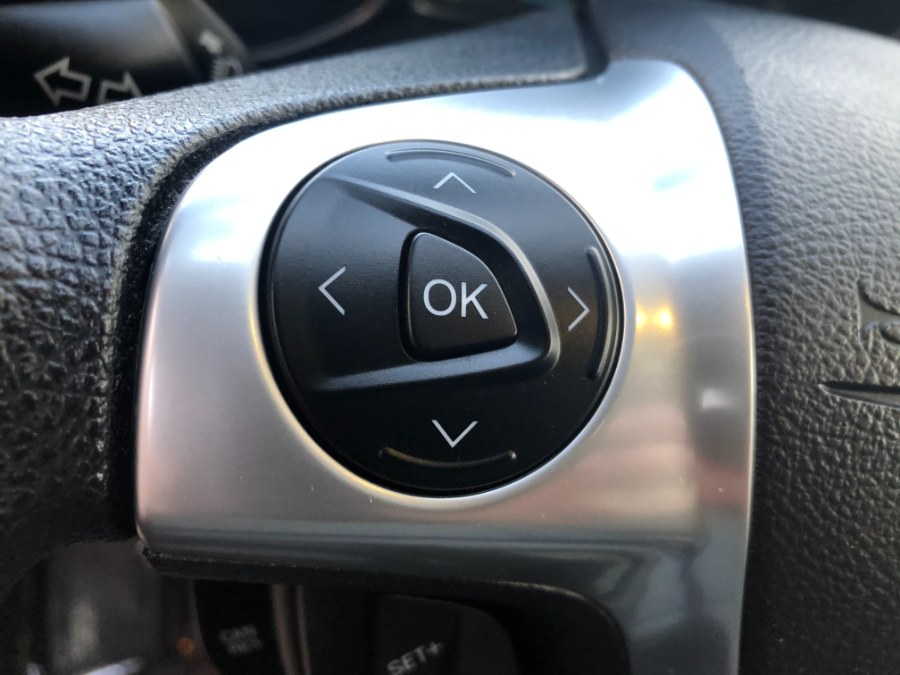 2016 Ford Escape 4WD 4dr SE, available for sale in Bristol, Connecticut | Bristol Auto Center LLC. Bristol, Connecticut 2016 Ford Escape 4WD 4dr SE, available for sale in Bristol, Connecticut | Bristol Auto Center LLC. Bristol, Connecticut