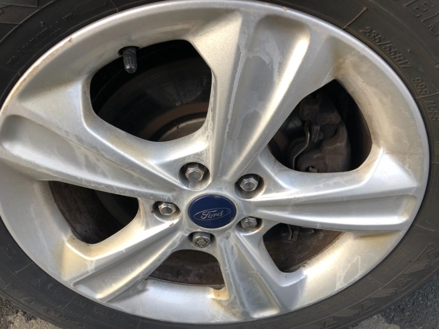 2016 Ford Escape 4WD 4dr SE, available for sale in Bristol, Connecticut | Bristol Auto Center LLC. Bristol, Connecticut 2016 Ford Escape 4WD 4dr SE, available for sale in Bristol, Connecticut | Bristol Auto Center LLC. Bristol, Connecticut