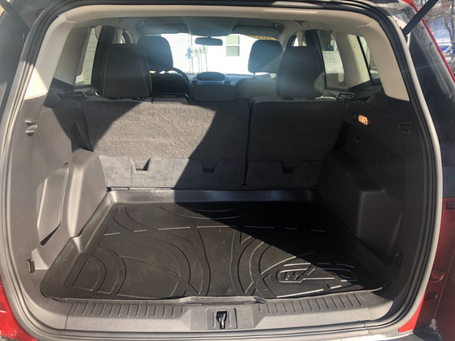 2016 Ford Escape 4WD 4dr SE, available for sale in Bristol, Connecticut | Bristol Auto Center LLC. Bristol, Connecticut 2016 Ford Escape 4WD 4dr SE, available for sale in Bristol, Connecticut | Bristol Auto Center LLC. Bristol, Connecticut