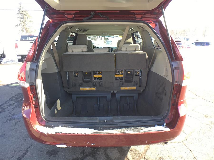 Used Toyota Sienna 5dr 7-Pass Van V6 LE AWD (Natl) 2012 | Smart Buy Auto Sales, LLC. Wallingford, Connecticut Used Toyota Sienna 5dr 7-Pass Van V6 LE AWD (Natl) 2012 | Smart Buy Auto Sales, LLC. Wallingford, Connecticut