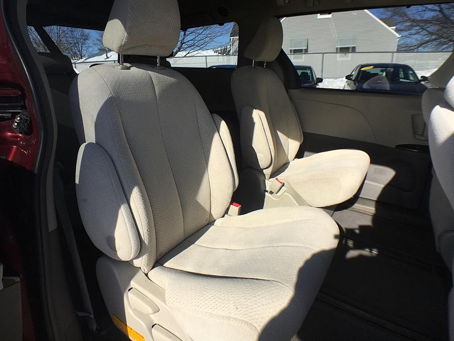 Used Toyota Sienna 5dr 7-Pass Van V6 LE AWD (Natl) 2012 | Smart Buy Auto Sales, LLC. Wallingford, Connecticut Used Toyota Sienna 5dr 7-Pass Van V6 LE AWD (Natl) 2012 | Smart Buy Auto Sales, LLC. Wallingford, Connecticut