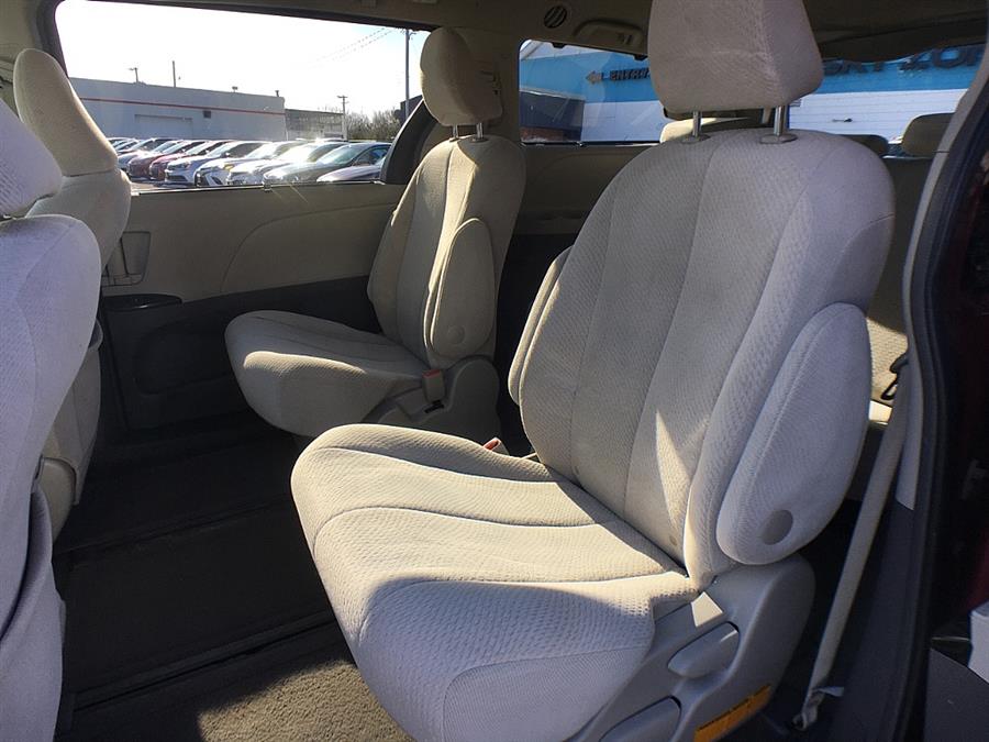 Used Toyota Sienna 5dr 7-Pass Van V6 LE AWD (Natl) 2012 | Smart Buy Auto Sales, LLC. Wallingford, Connecticut Used Toyota Sienna 5dr 7-Pass Van V6 LE AWD (Natl) 2012 | Smart Buy Auto Sales, LLC. Wallingford, Connecticut
