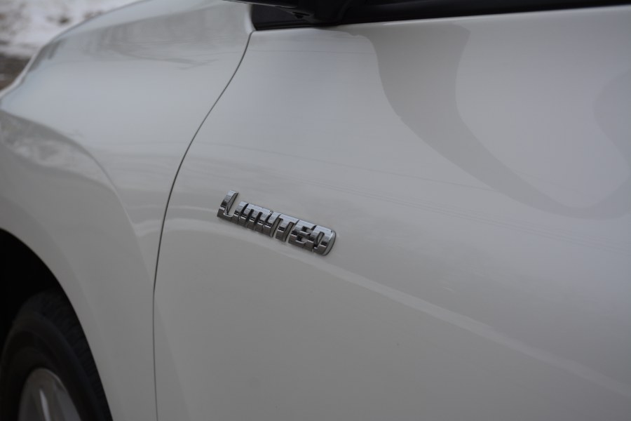 2010 Toyota Highlander 4WD 4dr V6 Limited (Natl), available for sale in Ashland, Massachusetts | New Beginning Auto Service Inc. Ashland, Massachusetts 2010 Toyota Highlander 4WD 4dr V6 Limited (Natl), available for sale in Ashland, Massachusetts | New Beginning Auto Service Inc. Ashland, Massachusetts