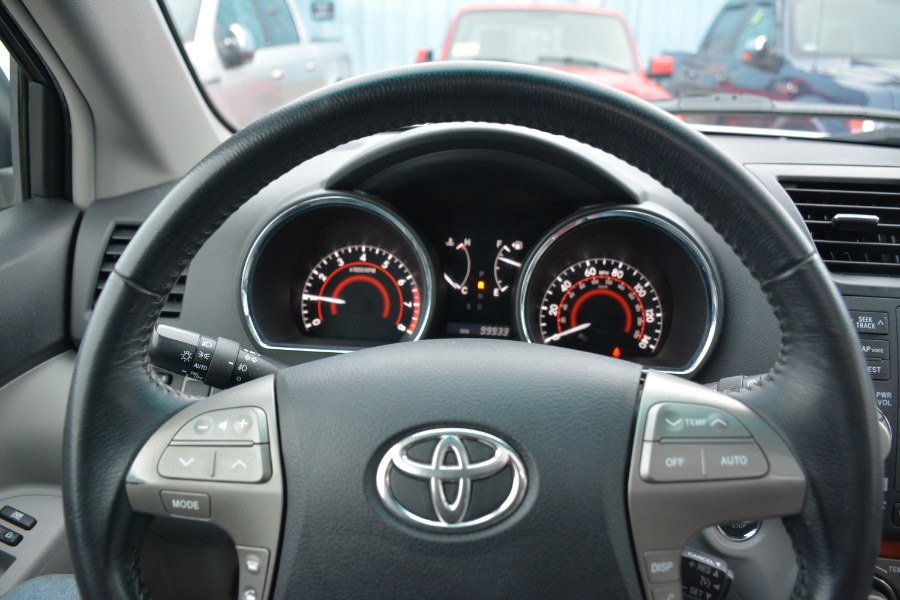 2010 Toyota Highlander 4WD 4dr V6 Limited (Natl), available for sale in Ashland, Massachusetts | New Beginning Auto Service Inc. Ashland, Massachusetts 2010 Toyota Highlander 4WD 4dr V6 Limited (Natl), available for sale in Ashland, Massachusetts | New Beginning Auto Service Inc. Ashland, Massachusetts