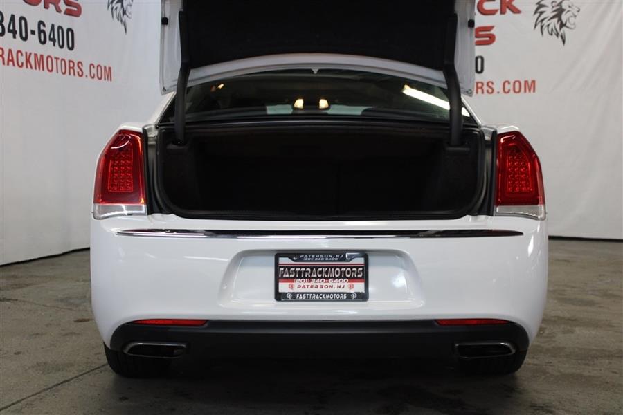 Used Chrysler 300 LIMITED 2016 | Fast Track Motors. Paterson, New Jersey Used Chrysler 300 LIMITED 2016 | Fast Track Motors. Paterson, New Jersey