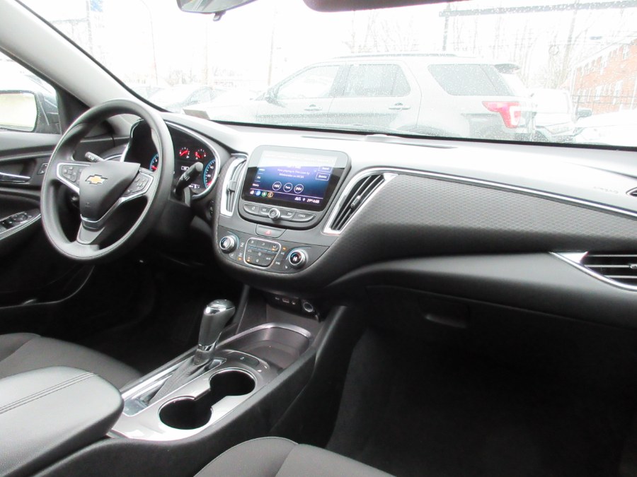 Used Chevrolet Malibu 4dr Sdn LT w/1LT 2019 | Route 27 Auto Mall. Linden, New Jersey Used Chevrolet Malibu 4dr Sdn LT w/1LT 2019 | Route 27 Auto Mall. Linden, New Jersey