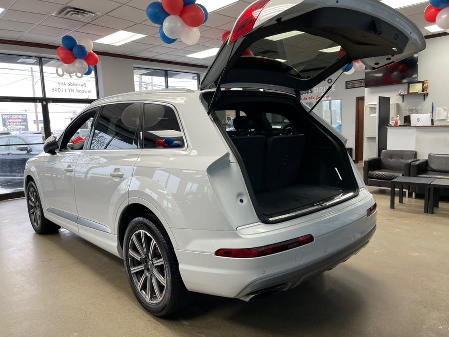 2017 Audi Q7 Premium Plus 3.0 TFSI Premium Plus, available for sale in Inwood, New York | 5 Towns Drive. Inwood, New York 2017 Audi Q7 Premium Plus 3.0 TFSI Premium Plus, available for sale in Inwood, New York | 5 Towns Drive. Inwood, New York