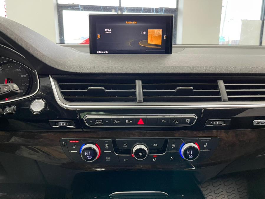 2017 Audi Q7 Premium Plus 3.0 TFSI Premium Plus, available for sale in Inwood, New York | 5 Towns Drive. Inwood, New York 2017 Audi Q7 Premium Plus 3.0 TFSI Premium Plus, available for sale in Inwood, New York | 5 Towns Drive. Inwood, New York