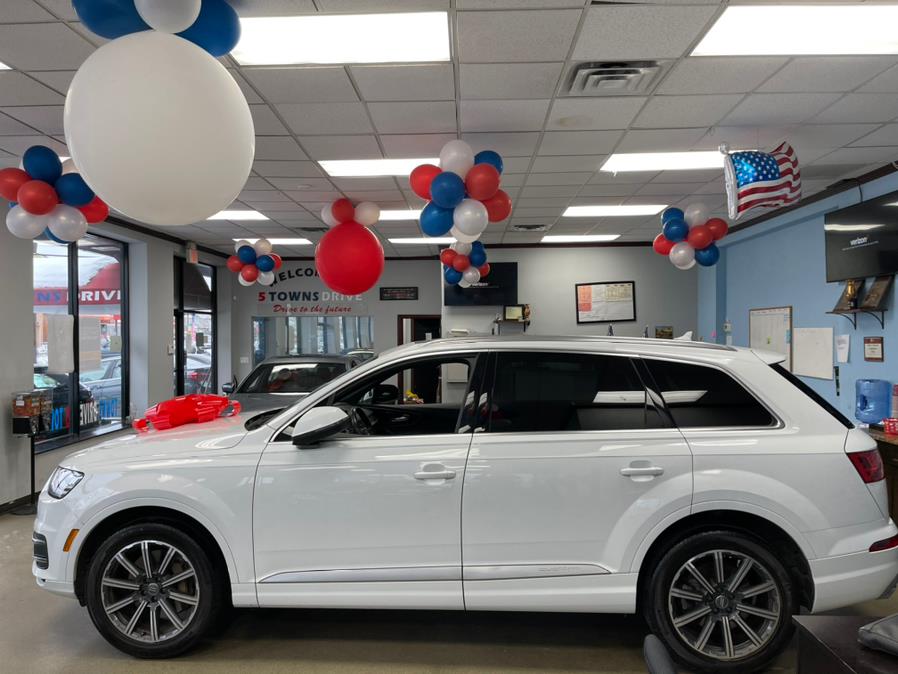 2017 Audi Q7 Premium Plus 3.0 TFSI Premium Plus, available for sale in Inwood, New York | 5 Towns Drive. Inwood, New York 2017 Audi Q7 Premium Plus 3.0 TFSI Premium Plus, available for sale in Inwood, New York | 5 Towns Drive. Inwood, New York