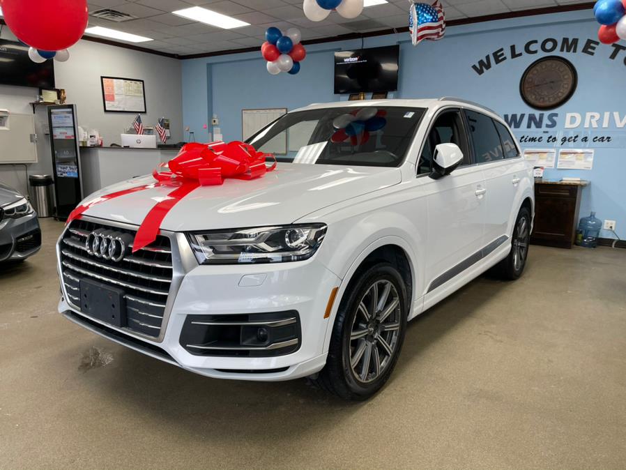 2017 Audi Q7 Premium Plus 3.0 TFSI Premium Plus, available for sale in Inwood, New York | 5 Towns Drive. Inwood, New York 2017 Audi Q7 Premium Plus 3.0 TFSI Premium Plus, available for sale in Inwood, New York | 5 Towns Drive. Inwood, New York