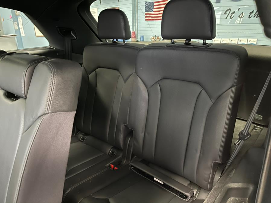 2017 Audi Q7 Premium Plus 3.0 TFSI Premium Plus, available for sale in Inwood, New York | 5 Towns Drive. Inwood, New York 2017 Audi Q7 Premium Plus 3.0 TFSI Premium Plus, available for sale in Inwood, New York | 5 Towns Drive. Inwood, New York