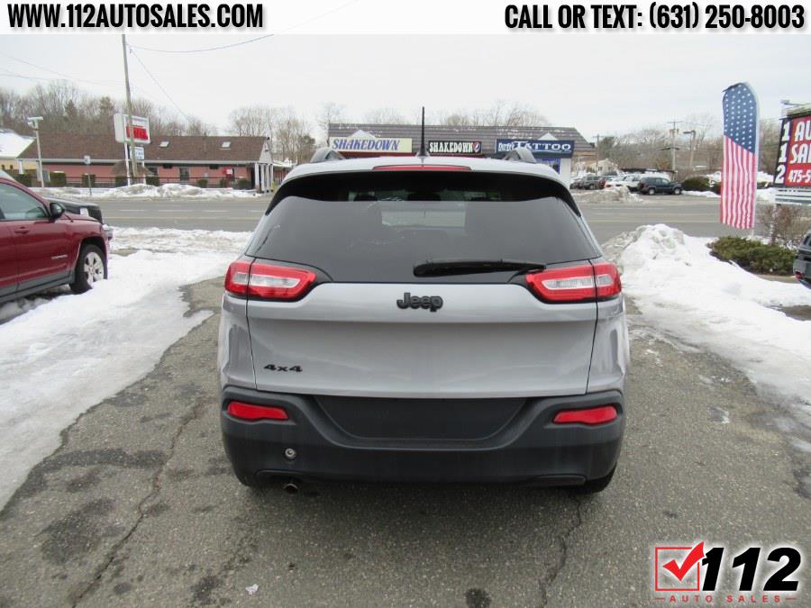 Used Jeep Cherokee 4WD 4dr Latitude 2014 | 112 Auto Sales. Patchogue, New York Used Jeep Cherokee 4WD 4dr Latitude 2014 | 112 Auto Sales. Patchogue, New York