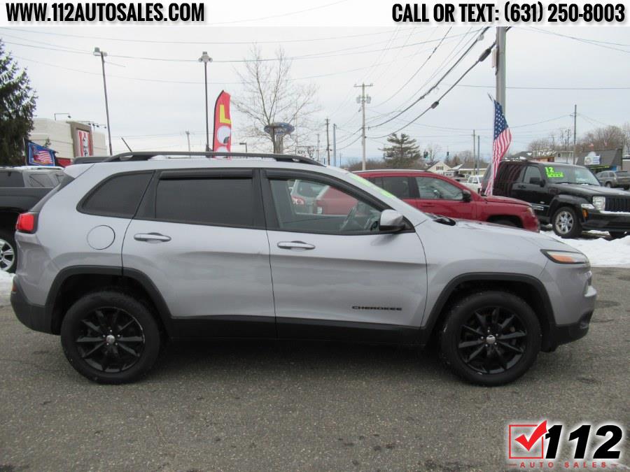 Used Jeep Cherokee 4WD 4dr Latitude 2014 | 112 Auto Sales. Patchogue, New York Used Jeep Cherokee 4WD 4dr Latitude 2014 | 112 Auto Sales. Patchogue, New York