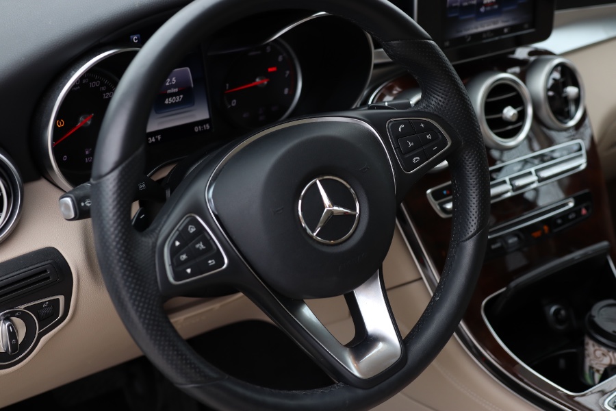 Used Mercedes-Benz GLC GLC 300 4MATIC SUV 2017 | Hillside Auto Mall Inc.. Jamaica, New York Used Mercedes-Benz GLC GLC 300 4MATIC SUV 2017 | Hillside Auto Mall Inc.. Jamaica, New York