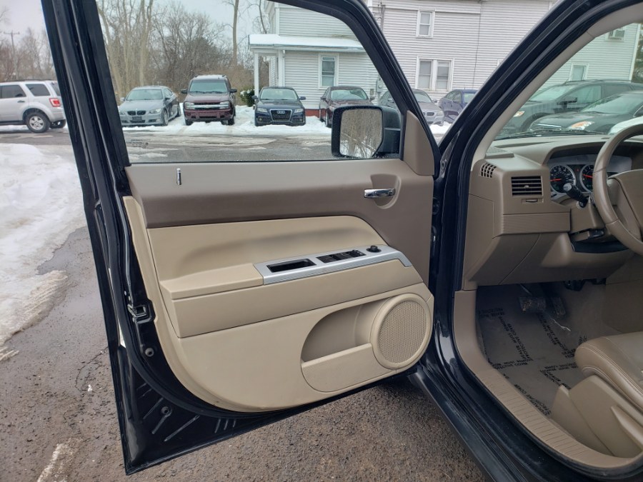 2008 Jeep Patriot 4WD 4dr Limited Leather Sunroof Navi, available for sale in East Windsor, Connecticut | Toro Auto. East Windsor, Connecticut 2008 Jeep Patriot 4WD 4dr Limited Leather Sunroof Navi, available for sale in East Windsor, Connecticut | Toro Auto. East Windsor, Connecticut