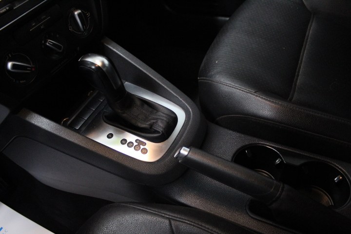 2011 Volkswagen Jetta Sedan 4dr Auto SE PZEV, available for sale in Plainville, Connecticut | New England Auto Sales LLC. Plainville, Connecticut 2011 Volkswagen Jetta Sedan 4dr Auto SE PZEV, available for sale in Plainville, Connecticut | New England Auto Sales LLC. Plainville, Connecticut