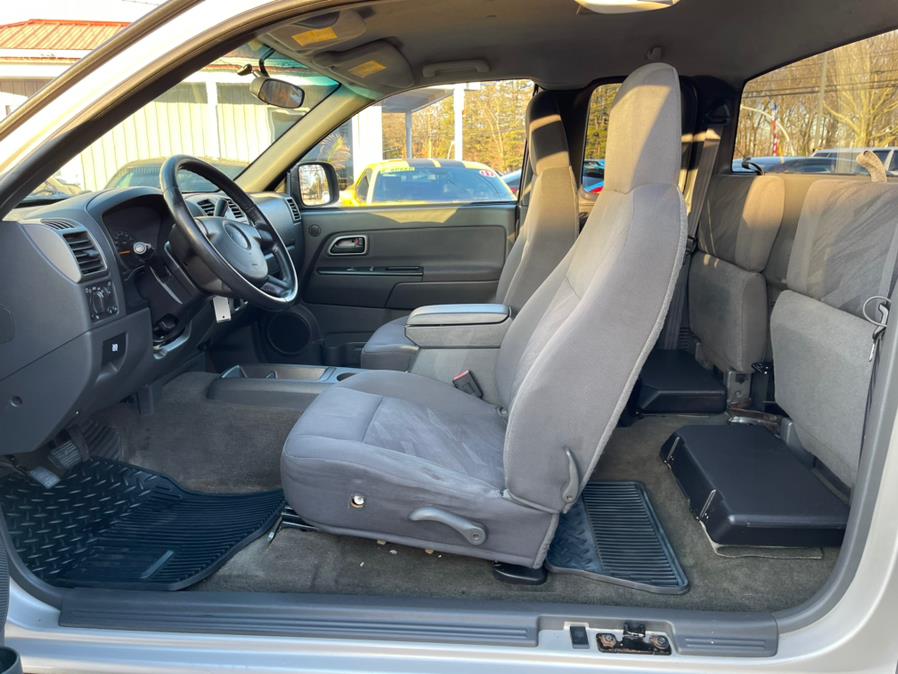 Used Chevrolet Colorado Ext Cab 125.9" WB 4WD Z71 2004 | Mike And Tony Auto Sales, Inc. South Windsor, Connecticut Used Chevrolet Colorado Ext Cab 125.9" WB 4WD Z71 2004 | Mike And Tony Auto Sales, Inc. South Windsor, Connecticut