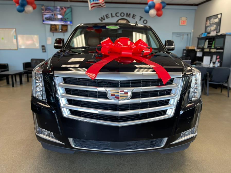 2015 Cadillac Escalade Premium 4WD 4dr Premium, available for sale in Inwood, New York | 5 Towns Drive. Inwood, New York 2015 Cadillac Escalade Premium 4WD 4dr Premium, available for sale in Inwood, New York | 5 Towns Drive. Inwood, New York