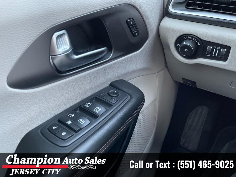 Used Chrysler Pacifica Touring L FWD 2020 | Champion Auto Sales of JC. Jersey City, New Jersey Used Chrysler Pacifica Touring L FWD 2020 | Champion Auto Sales of JC. Jersey City, New Jersey