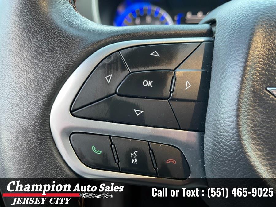 Used Chrysler Pacifica Touring L FWD 2020 | Champion Auto Sales of JC. Jersey City, New Jersey Used Chrysler Pacifica Touring L FWD 2020 | Champion Auto Sales of JC. Jersey City, New Jersey