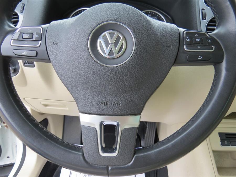 Used Volkswagen Tiguan 2.0T SE 4Motion AWD 4dr SUV 2016 | Lake City Exports Inc. Auburn, Maine Used Volkswagen Tiguan 2.0T SE 4Motion AWD 4dr SUV 2016 | Lake City Exports Inc. Auburn, Maine