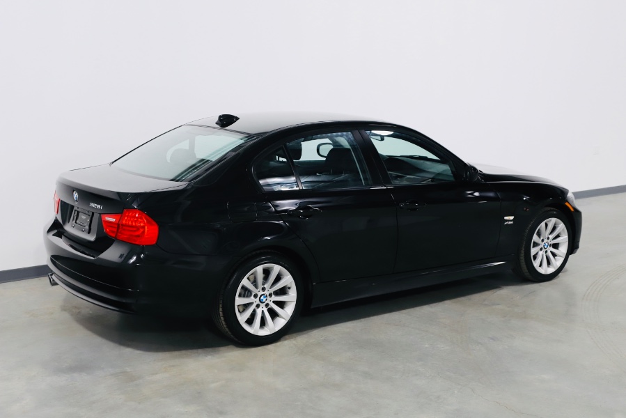 2011 BMW 3 Series 4dr Sdn 328i xDrive AWD SULEV, available for sale in North Salem, New York | Meccanic Shop North Inc. North Salem, New York 2011 BMW 3 Series 4dr Sdn 328i xDrive AWD SULEV, available for sale in North Salem, New York | Meccanic Shop North Inc. North Salem, New York
