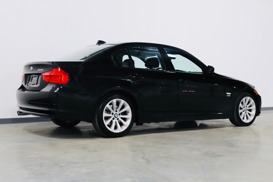 2011 BMW 3 Series 4dr Sdn 328i xDrive AWD SULEV, available for sale in North Salem, New York | Meccanic Shop North Inc. North Salem, New York 2011 BMW 3 Series 4dr Sdn 328i xDrive AWD SULEV, available for sale in North Salem, New York | Meccanic Shop North Inc. North Salem, New York