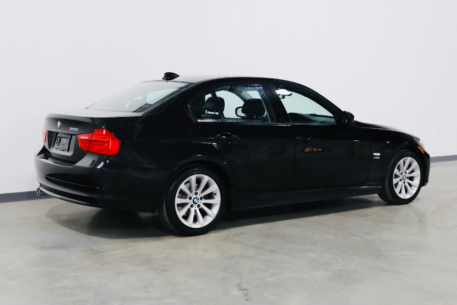 2011 BMW 3 Series 4dr Sdn 328i xDrive AWD SULEV, available for sale in North Salem, New York | Meccanic Shop North Inc. North Salem, New York 2011 BMW 3 Series 4dr Sdn 328i xDrive AWD SULEV, available for sale in North Salem, New York | Meccanic Shop North Inc. North Salem, New York