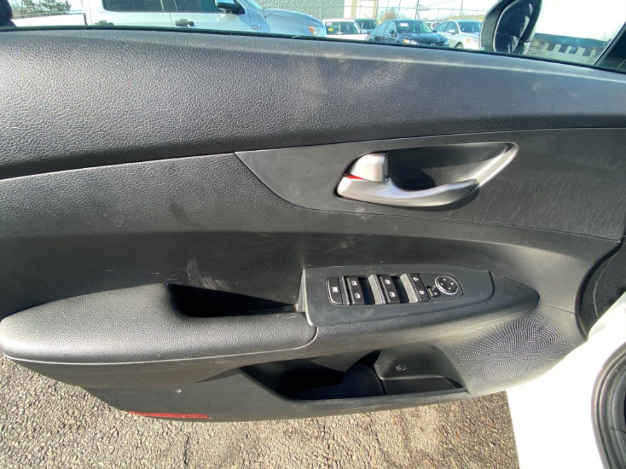 Used Kia Forte LXS IVT 2020 | Inman Motors Sales. Medford, Massachusetts Used Kia Forte LXS IVT 2020 | Inman Motors Sales. Medford, Massachusetts