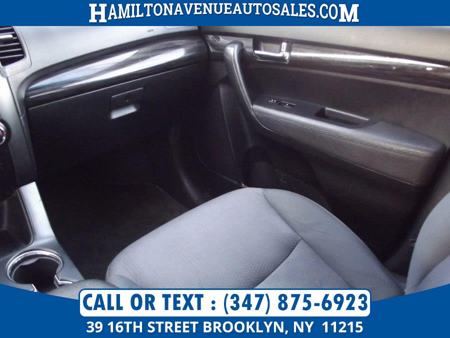 Used Kia Sorento AWD 4dr I4-GDI LX 2012 | Hamilton Avenue Auto Sales DBA Nyautoauction.com. Brooklyn, New York Used Kia Sorento AWD 4dr I4-GDI LX 2012 | Hamilton Avenue Auto Sales DBA Nyautoauction.com. Brooklyn, New York