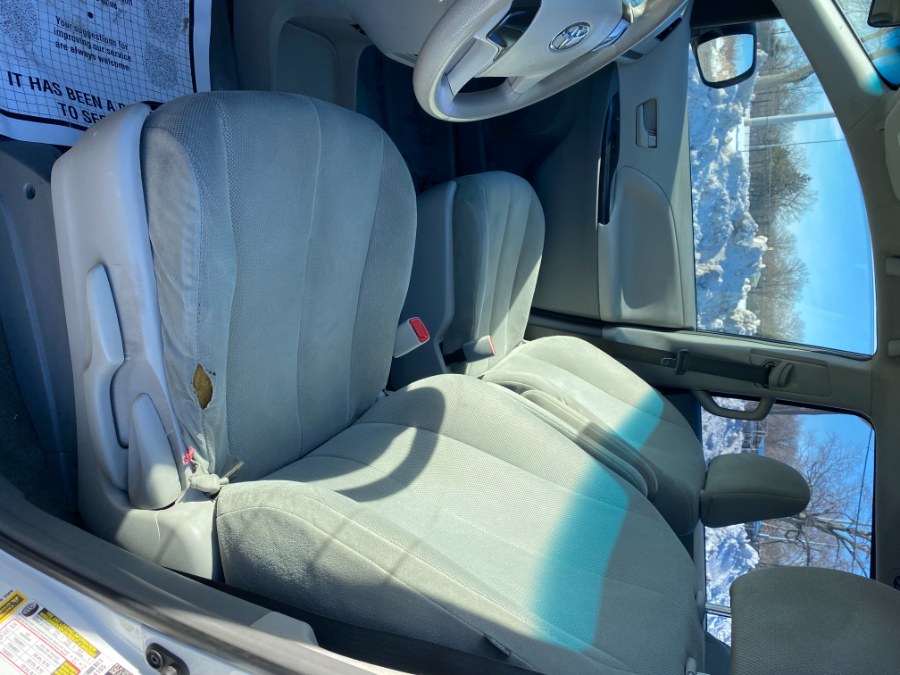 2014 Toyota Sienna 5dr 7-Pass Van V6 L FWD, available for sale in Lyndhurst, New Jersey | Cars With Deals. Lyndhurst, New Jersey 2014 Toyota Sienna 5dr 7-Pass Van V6 L FWD, available for sale in Lyndhurst, New Jersey | Cars With Deals. Lyndhurst, New Jersey