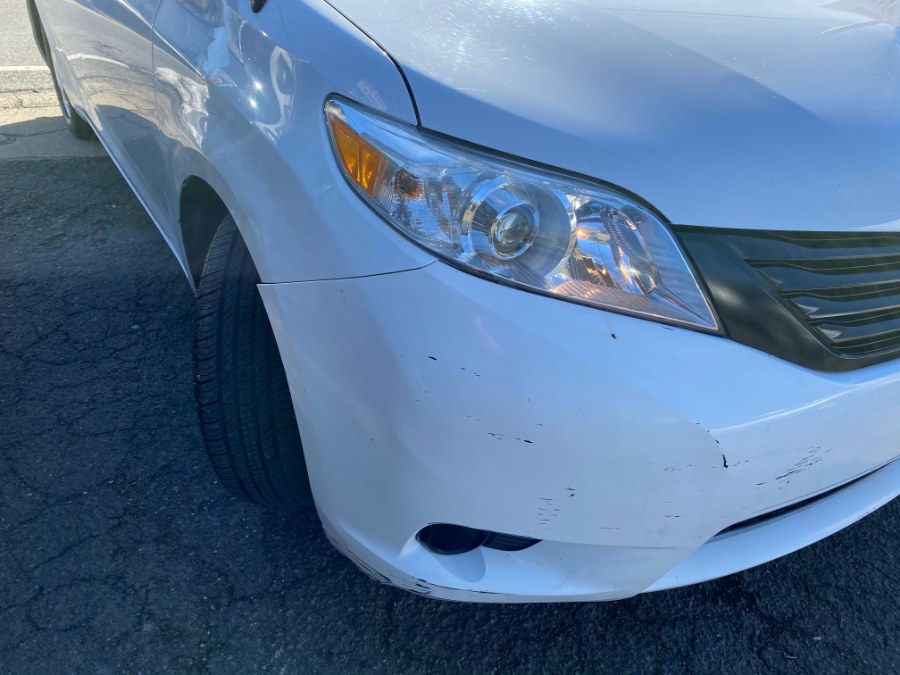 2014 Toyota Sienna 5dr 7-Pass Van V6 L FWD, available for sale in Lyndhurst, New Jersey | Cars With Deals. Lyndhurst, New Jersey 2014 Toyota Sienna 5dr 7-Pass Van V6 L FWD, available for sale in Lyndhurst, New Jersey | Cars With Deals. Lyndhurst, New Jersey